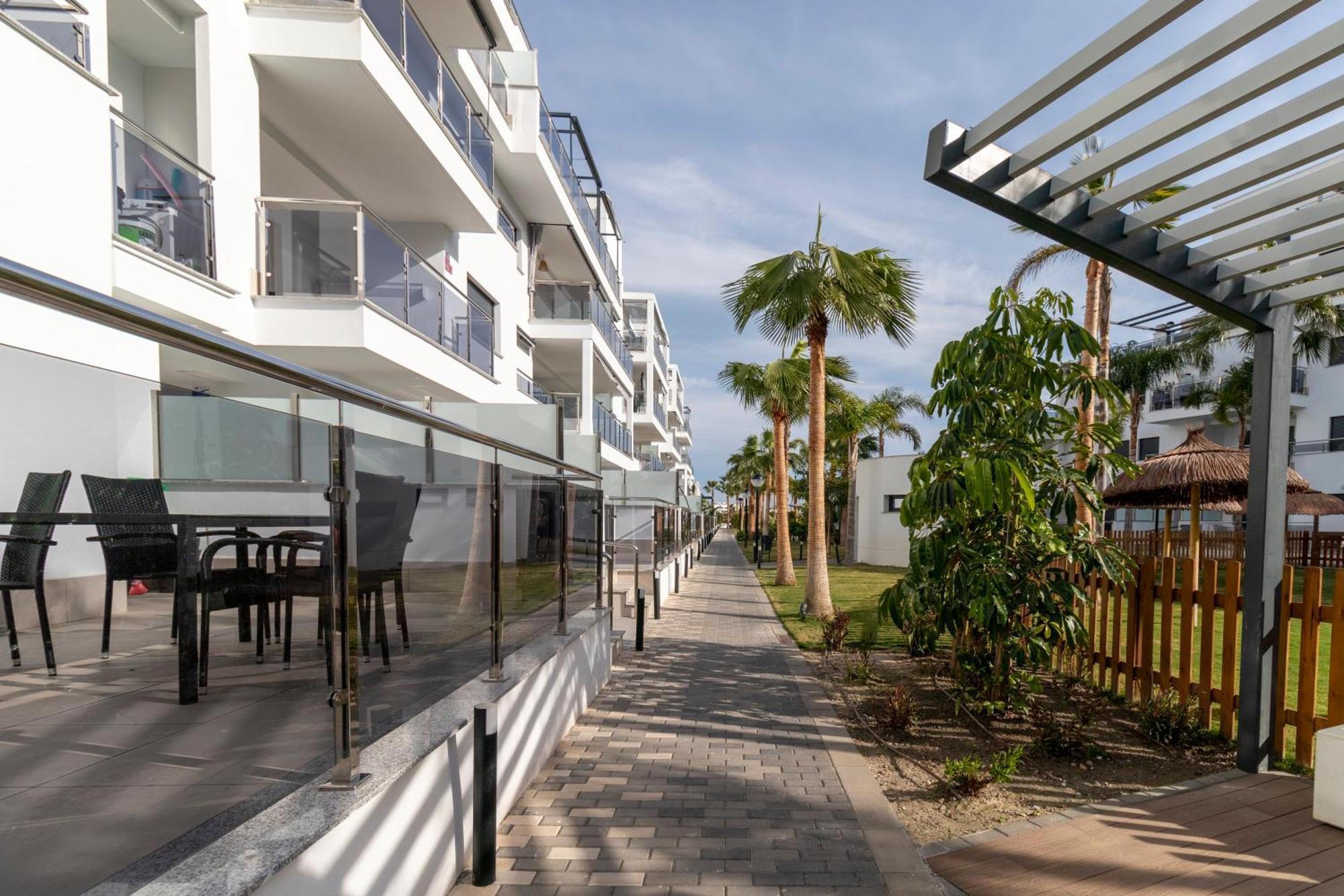 Rentitspain Apartamento En Aguacate A Minutos Del Golf Motril Esterno foto